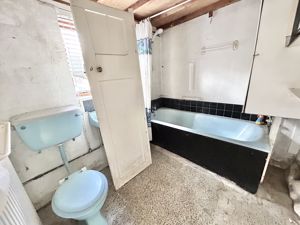 Photo 9- click for photo gallery